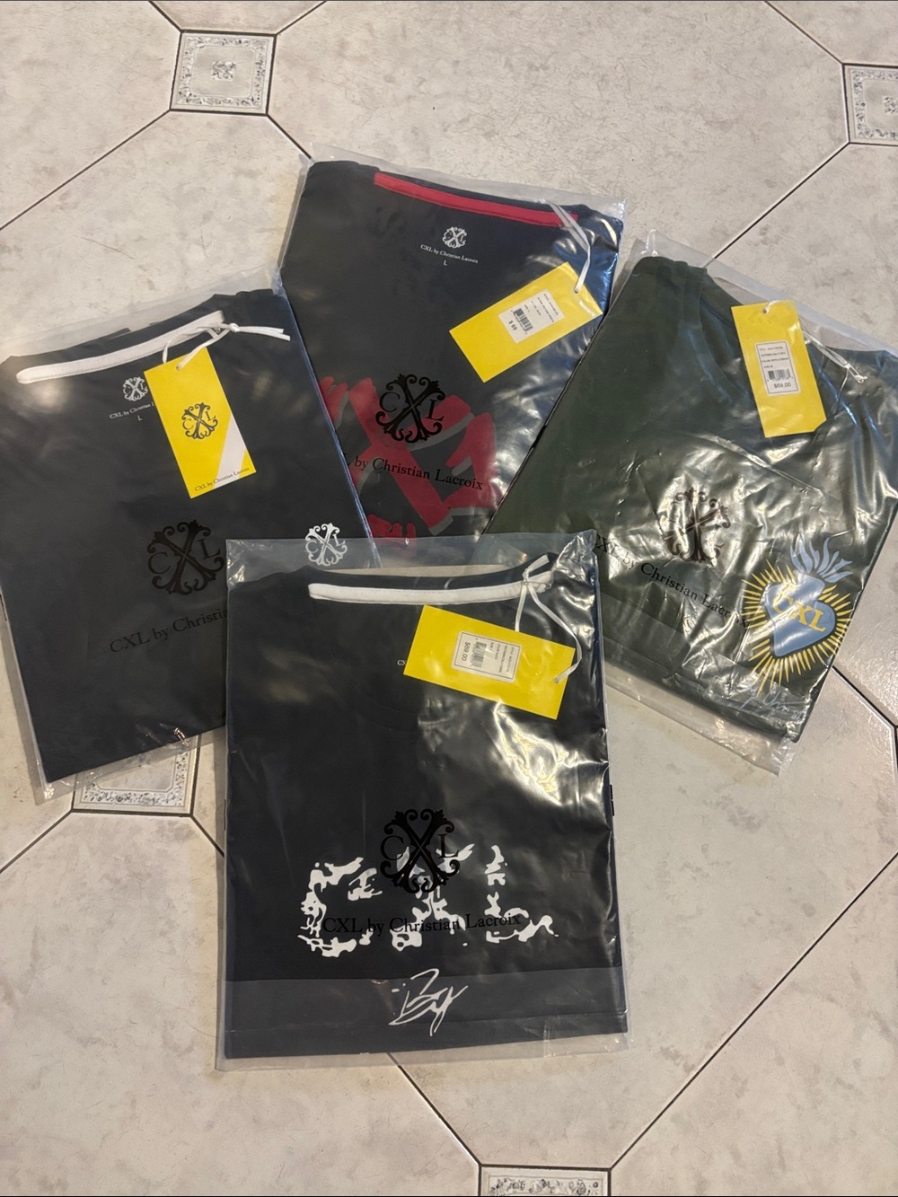 Christian Lacroix Men's Black & Green Graphic Short Sleeve Tees  4 for 1